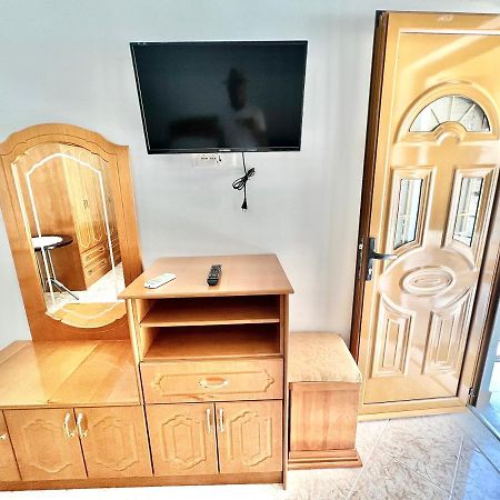Coral Guesthouse Σαράντα Εξωτερικό φωτογραφία