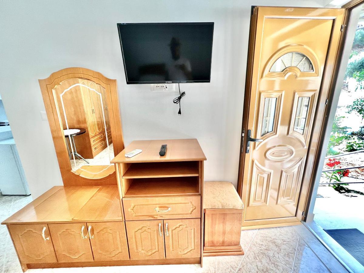 Coral Guesthouse Σαράντα Εξωτερικό φωτογραφία