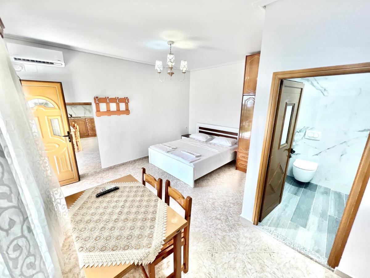 Coral Guesthouse Σαράντα Εξωτερικό φωτογραφία