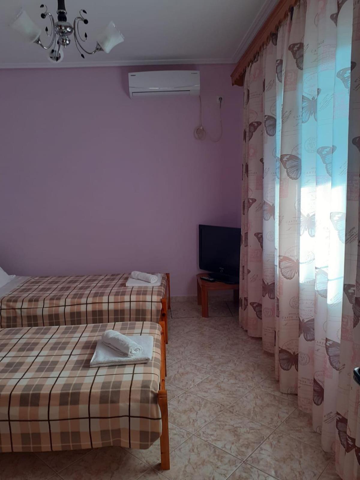 Coral Guesthouse Σαράντα Εξωτερικό φωτογραφία